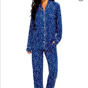 Pajama Set. NWT